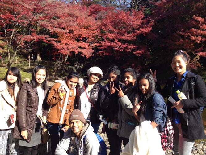 水野外語学院 小石川後楽園