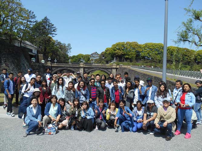 水野外語学院 皇居東御苑見学