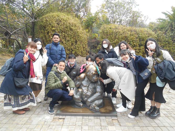 水野外語学院 上野動物園見学